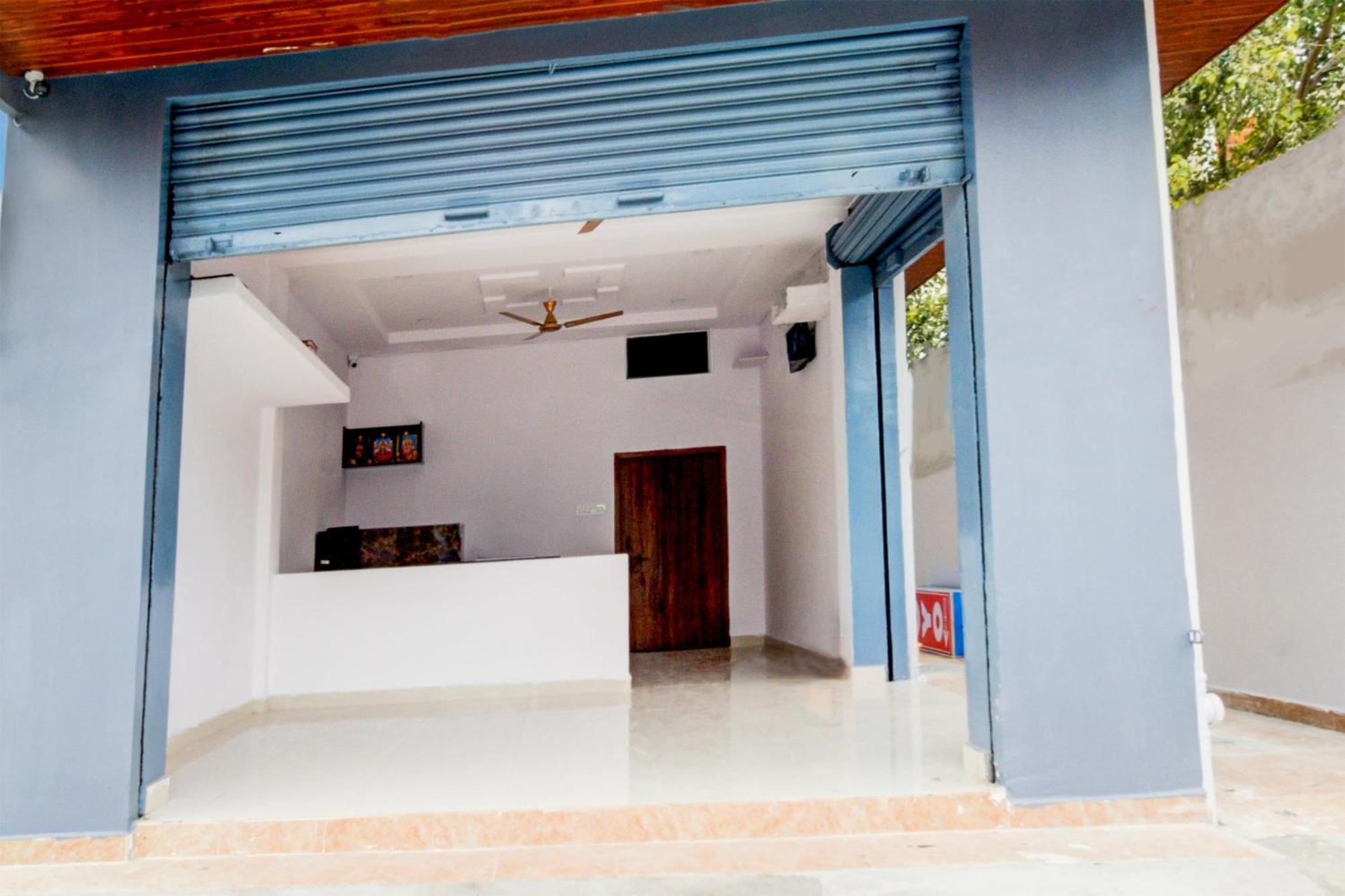 Hotel O D N Groups Sururnagar Ngoại thất bức ảnh