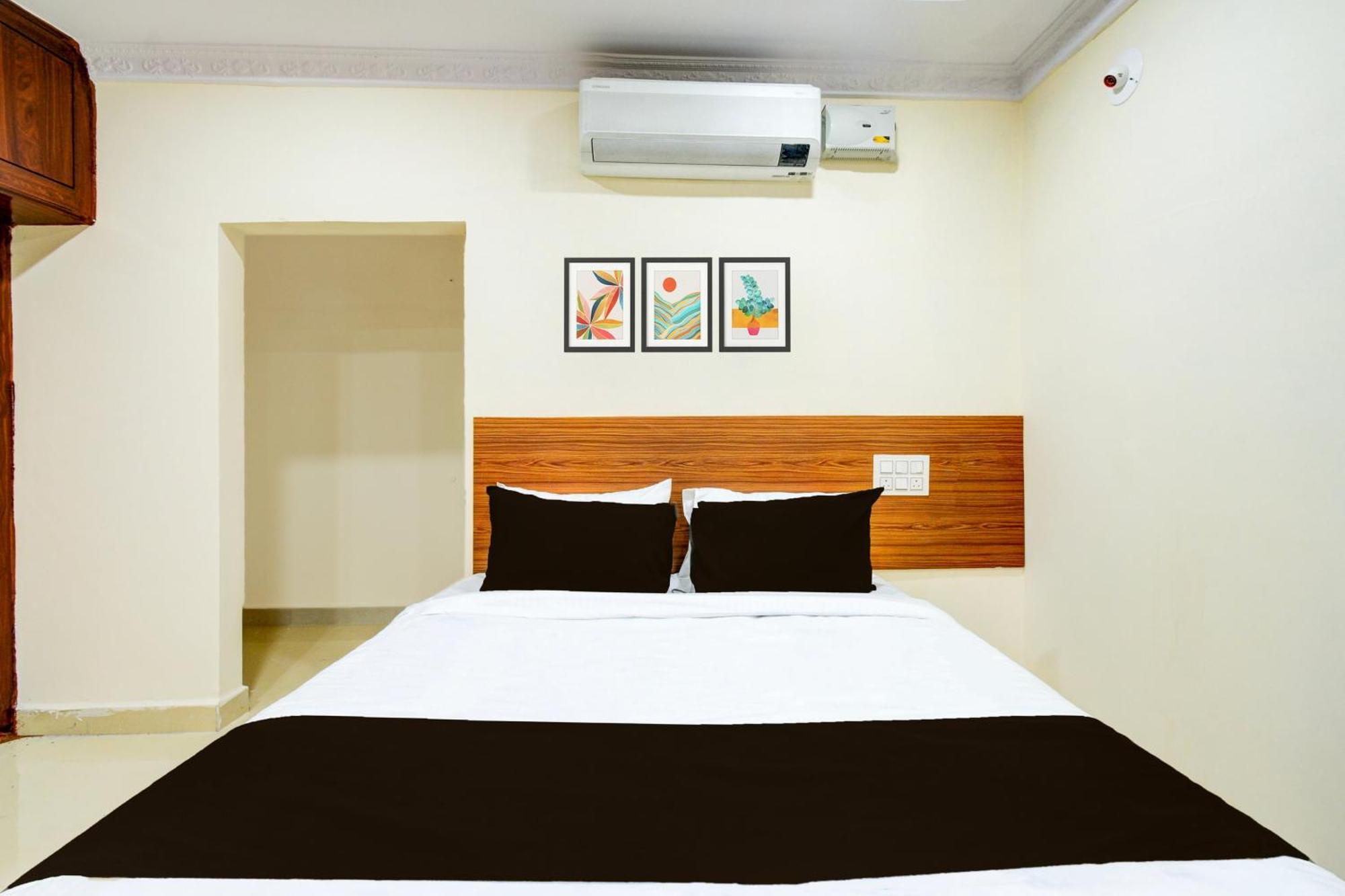 Hotel O D N Groups Sururnagar Ngoại thất bức ảnh